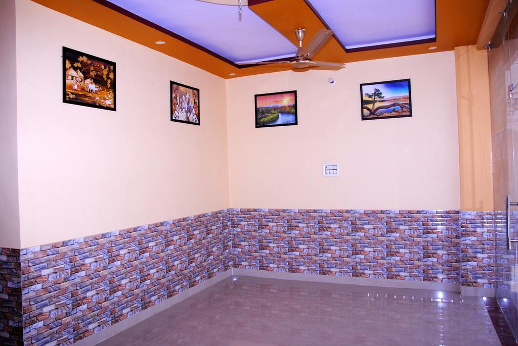 Meru Palace Guest House And Restaurant Tonk Exterior photo